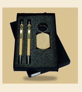 Ensemble de stylos porte-clés en bois de bambou personnalisé avec logo gravé, cadeau promotionnel, souvenir d'entreprise - Product Image 1