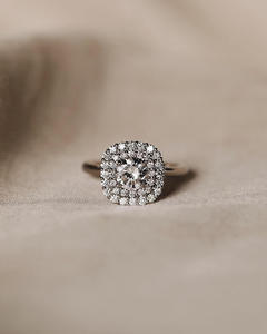 Bague de fiançailles/mariage vintage en or jaune 14 carats avec diamant de culture IGI/GIA, or blanc fin unisexe, pour anniversaire, digne d'une fête - Product Image 1