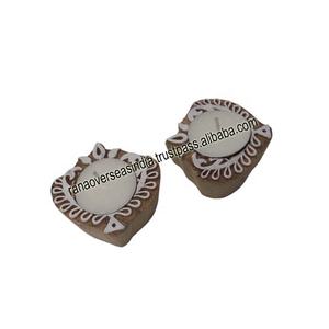 Creative Design Hand Carved Block Tea Light <b>Candle</b> Holder Decorative Tea Light Holder for Christmas Home Decoration - Product Image 3