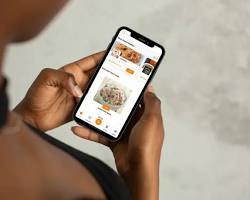 Aplicación de entrega de comida para Nigeria – Descubra restaurantes locales, haga pedidos de comida en línea y disfrute de una entrega rápida a domicilio. - Product Image 2