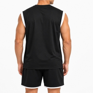 Ensemble short et débardeur d'été pour homme – Respirant, tricoté, confortable, coupe décontractée, sans manches, design moderne et personnalisé, streetwear élégant - Product Image 2