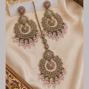 Pendientes colgantes JeweleMarket chapados en oro con cuentas de cristal y Maang Tikka para fiestas, compromisos y aniversarios - Estilo étnico - Product Image 6