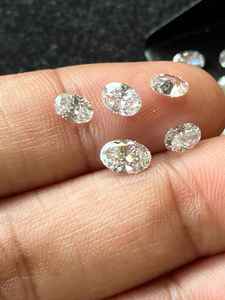 เพชรรูปไข่ทรงโอวัล  ผลิตในห้องปฏิบัติการ สี D-E ความสะอาด VVS-VS น้ำหนัก 20 กะรัต ขนาด 5.00-4.20 มม. สำหรับทำเครื่องประดับ - Product Image 3