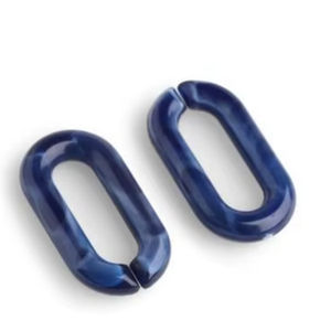 Cadena de Eslabones de Resina Hecha a Mano para Arte Mural y Decoración del Hogar - Product Image 1