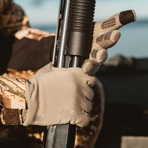 Hunting <b>Gloves</b> for Men Silicone Grip Palm with Touchscreen Compatible Fingertips - Product Image 4