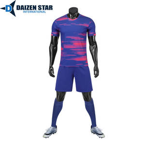 Uniforme de Fútbol Personalizado DSI con Nombre de Equipo, Diseño a Cuadros, 100% Poliéster, Manga Corta, Antibacterial, Secado Rápido, para Primavera - Product Image 5