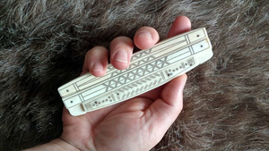 Peigne en os et corne de buffle de style animal naturel, le plus vendu, en gros, fait main pour la croissance des cheveux et anti-pelliculaire - Product Image 3