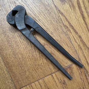 Premium Quality Farrier Tong Nail <b>Pullers</b> Equine Hoof Maintenance Use Tool Stainless Steel Made Midweight Nails <b>Puller</b> - Product Image 6