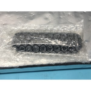 LOT DE 5 ÉLECTRODES EN GRAPHITE AXCELIS 1704940 - Équipements et Pièces Semi-conductrices de Confiance du Groupe Global Legacy - Product Image 4