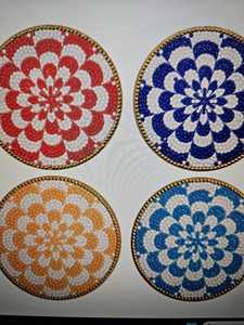 Sous-verres décoratifs faits à la main avec perles pour services à thé et tasses à café, magnifiques accessoires de table brodés pour un usage domestique quotidien - Product Image 3