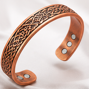 Elegante Brazalete Magnético de Cobre Puro con Patrón de Tejido Entrelazado, Joyería Metálica Exquisita, Regalo Promocional Novedoso - Product Image 4