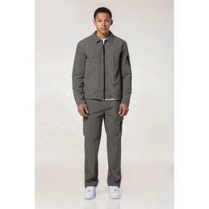 Chándal Unisex Cortavientos de Corte Ajustado, Chaqueta y Pantalones de Poliéster de Secado Rápido, Logotipo Personalizado, Atuendo de Primavera, Chándal Cortavientos para Hombre - Product Image 1