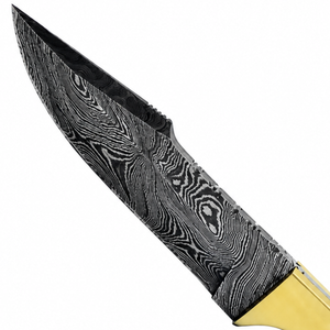 Cuchillo de Caza Premium con Patrón Damasco, Mango de Madera Marrón Oscuro, Bolster Dorado y Hoja Negra Plateada para Uso en Exteriores - Product Image 4