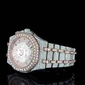 Montre de luxe blanche sertie de diamants, qualité export, idéale pour les événements, les cadeaux et la soirée, disponible à un prix abordable depuis l'Inde. - Product Image 5