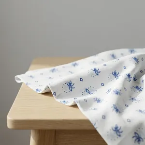 Vestido de tela suave con estampado de algodón azul Ditsy de algodón de primera calidad natural, Túnica, vestidos para niños, decoración artesanal, tela de cortina al por mayor - Product Image 1