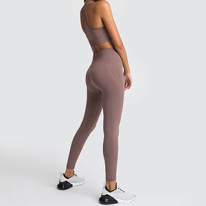 Ensemble de yoga sans couture avec logo personnalisé, 2 pièces, leggings taille haute et soutien-gorge de sport côtelé, vêtements de sport pour femmes, tenue de fitness pour la salle de sport - Product Image 3