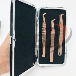 Pinzas de extensión de pestañas con agarre de diamante de oro rosa de alta calidad Extensión de pestañas profesional sostenible - Product Image 2