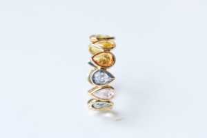Vintage Multi Sapphire Cluster <b>Ring</b> 18K Gold Rainbow Sapphire Wreath <b>Statement</b> <b>Ring</b> Natural Gemstone Anniversary/Engagement Gift - Product Image 4