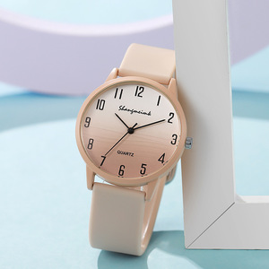 Casual Women's Student Fashionable Round Silicone Strap Quartz Watch with Pointer Dial - Product Image 1
