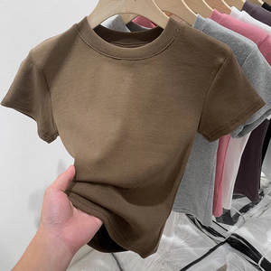 T-shirts courts pour femmes en tissu mélange de coton doux, coupe élégante pour un style décontracté quotidien et streetwear - Product Image 1