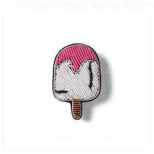 Broche Decorativo de Moda con Bordado Floral Hecho a Mano y Detalles de Cuentas, con Diseño de Flor Elaborado a Mano - Product Image 4