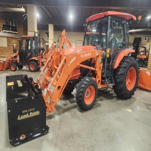 Tracteur Kubota de qualité supérieure, conçu pour l'fiabilité et la robustesse. Achetez maintenant. Livraison rapide pour une utilisation immédiate. - Product Image 4