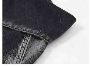 Jeans décontractés tendance pour hommes, coupe baggy cargo avec boutons, en denim délavé - Product Image 3