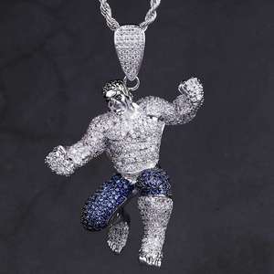 Colgante de Hulk Plateado con Cristales Azules, Estilo Hip Hop, Joyería para Hombre - Product Image 1