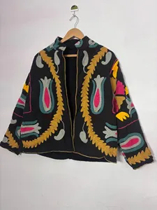 Chaqueta Suzani Negra Bordada de Estilo Vintage, Arte Floral Tradicional, Ropa Exterior Étnica Bohemia para Mujer - Product Image 3