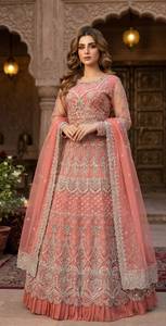 Élégante Robe de Mariage Traditionnelle Rose en Soie Lehenga Choli avec Broderie Argentée Longueur Ras du Sol pour Femmes Inde Pakistan 2026 - Product Image 1