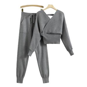 ชุดวอร์มสองชิ้นแนวเซ็กซี่สำหรับผู้หญิงชุดวอร์มเสื้อเปิดหลังแบบถักสไตล์เกาหลีสีพื้นสำหรับฤดูหนาวฤดูใบไม้ร่วง - Product Image 5