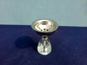 Quemador de Bakhoor de Metal Plateado con Base de Cristal, Porta Incienso Árabe, Difusor de Aromaterapia Mukhbar - Product Image 1