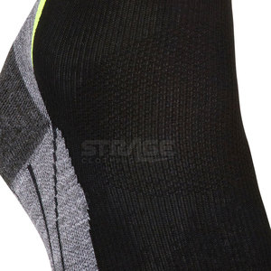 Chaussettes de football confortables pour équipe, tissu anti-humidité, talon renforcé, semelle amortie, chaussettes d'entraînement de football - Product Image 6
