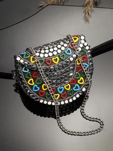 Bolso de Mano Tipo Clutch con Forma de Media Luna y Adornos de Monedas Plateadas, Multicolor, Corazón, Hecho a Mano, Cuero PU, Cierre con Broches, Correa de Cadena, Gran Capacidad, para Mujer - Product Image 2