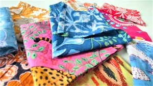 ผ้าเช็ดปากผ้าฝ้ายพิมพ์ลายด้วยมือแบบขายส่ง ชุดผ้าเช็ดปากสำหรับงานเลี้ยงอาหารค่ำสไตล์อินเดีย ผลิตโดยช่างฝีมือ เป็นมิตรกับสิ่งแวดล้อม ใช้ซ้ำได้ เหมาะสำหรับงานอีเว้นท์ - Product Image 5