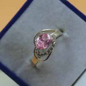 Anillo de zafiro rosa con gema de corte ovalado, plata de ley 925, anillo de compromiso, regalo de aniversario para ella, joyería. - Product Image 4