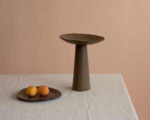 Soporte de cerámica hecho a mano con diseño único para servir frutas, postres y ensaladas, ideal para la mesa principal, precio directo de fábrica por Universal Overseas - Product Image 5