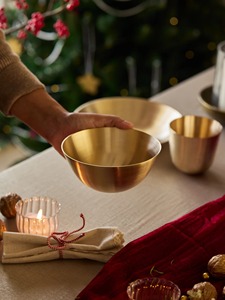 Hermosa Tazón de Latón Hecha a Mano para Decoración Moderna del Hogar, Servir en Fiestas y Exhibir - Apta para Lavavajillas, Precio de Fábrica - Product Image 1