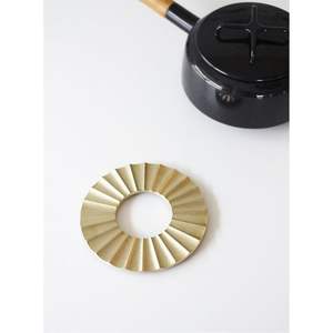 Posavasos de Metal de Latón Moderno al por Mayor, de Lujo, Chapado en Oro, Resistente al Calor, Estilo Nórdico, Hueco, Redondo, para Hotel - Product Image 1
