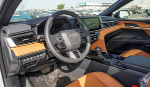 NOUVEAU 2025 TOYOTA CAMRY GRANDE 5 PLACES 0 KM 299 CH 4 CYLINDRES TRANSMISSION AUTOMATIQUE - Product Image 3