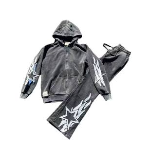 Conjunto Deportivo Y2K Negro con Cremallera y Capucha para Hombre, Sudadera a Rayas y Pantalones Jogger, Conjunto de Dos Piezas, 100% Algodón Felpa - Product Image 2