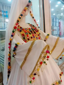 Fabricante profesional de vestidos afganos de alta calidad para mujer, hechos a mano, tribales, vintage, vestidos afganos Kuchi disponibles para la venta. - Product Image 6
