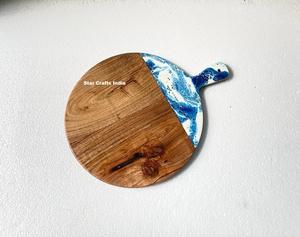 Planche à découper en bois écologique, durable et résistante aux insectes, vente en gros, logo personnalisé, planche à découper ronde en bois et résine avec poignée - Product Image 1