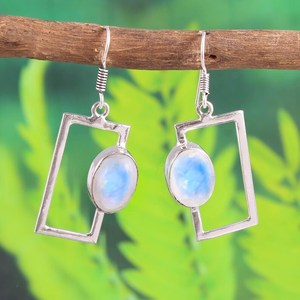 Pendientes de Piedra Lunar Arcoíris, Plata de Ley 925, Pendientes Colgantes Hechos a Mano, Joyería Minimalista con Piedras Preciosas, Regalo - Product Image 2