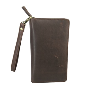 Cartera de cuero vintage Crazy Horse con bloqueo RFID, organizador de tarjetas y pasaporte, monedero para hombre y mujer con cadena y remaches - Product Image 1