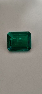 Piedras preciosas sueltas de esmeralda verde pulida con corte octogonal de diseñador para la fabricación de joyería de lujo, anillos, pendientes, colgantes, etc. - Product Image 3