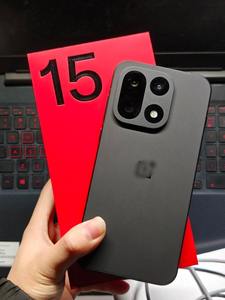 Teléfono Móvil Versión Global en Oferta, 5G One.Plus 15 Gaming Snapdragon 8 Gen 5/120Hz Pantalla de 6.78 Pulgadas - Product Image 1