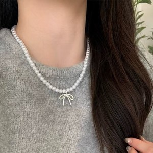 Wenchi French Retro High-End Collarbone Necklace Simple Niche Temperament Pearls Diamonds Internet Famous Elegant Bow Set China - Product Image 4