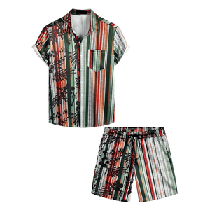 Ensemble de t-shirts et shorts d'été pour hommes, entièrement personnalisables, respirants, avec impression sérigraphique personnalisée, style streetwear - Product Image 1