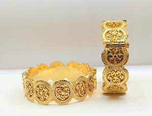 กำไลข้อมือทอง 24K ชุบทองสำหรับผู้หญิง ยี่ห้อ SARA ขายส่ง คุณภาพสูง ดีไซน์คลาสสิก ทันสมัย สวยงาม - Product Image 2